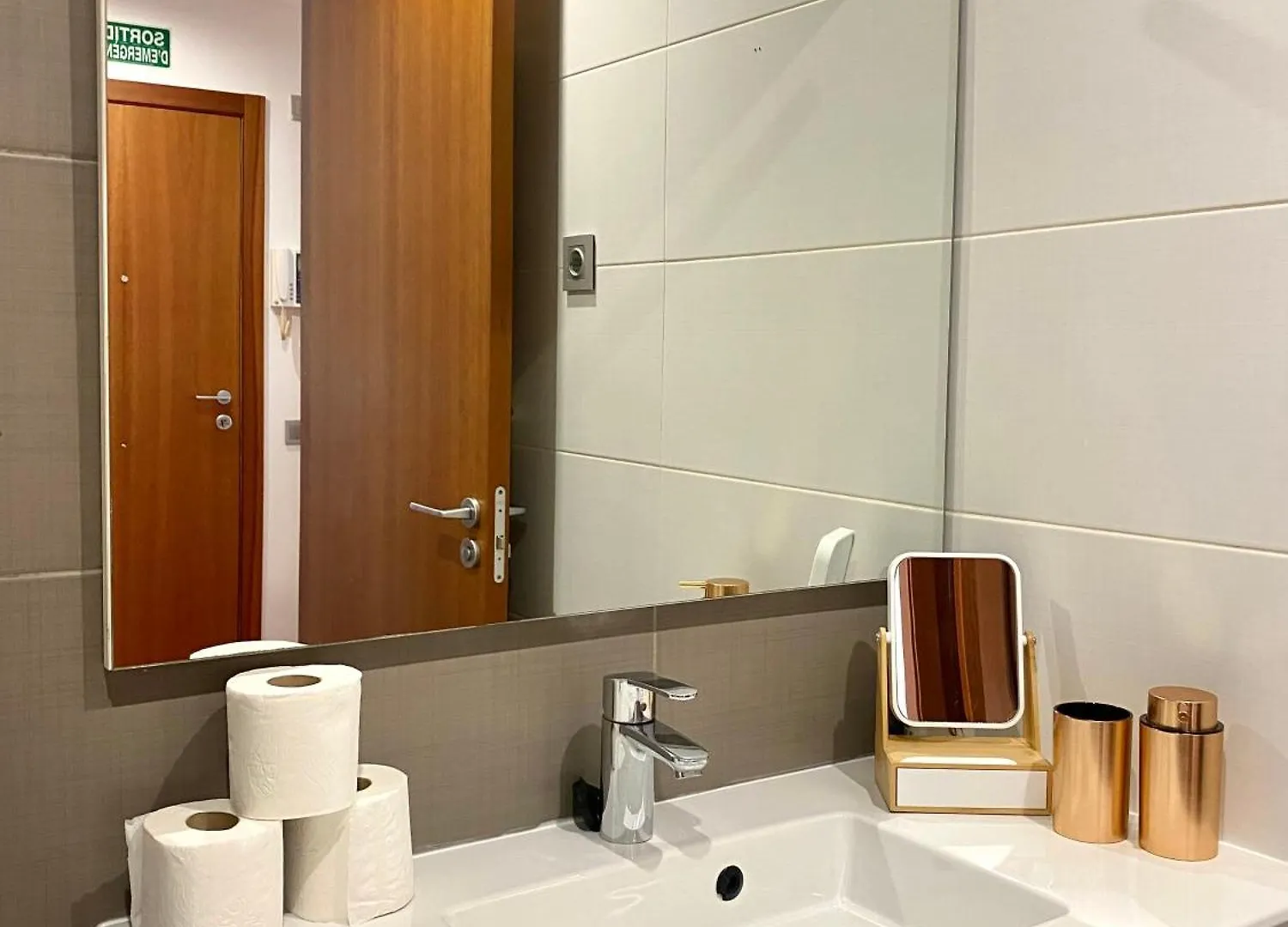 Reina Apartment In Sitges Spain